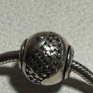 Pandora essence collection HAPINESS charm silver